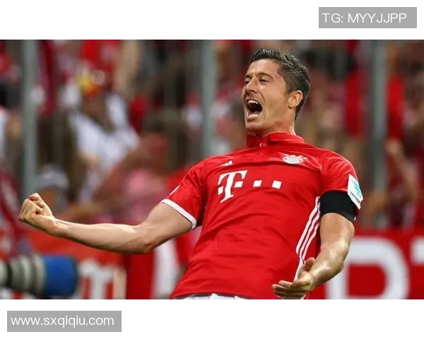 莱万带领球队再创辉煌赛季表现引发全球关注与热议 莱万带领球队再创辉煌赛季表现引发全球关注与热议