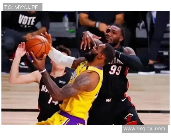 热火与湖人在线对决精彩回顾及赛前分析全方位解读 热火与湖人在线对决精彩回顾及赛前分析全方位解读